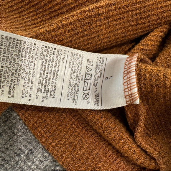 Old Navy Men’s thermal long sleeve shirts large - Picture 4 of 4